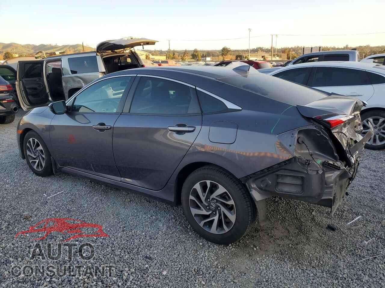 HONDA CIVIC 2017 - 2HGFC2F72HH500123