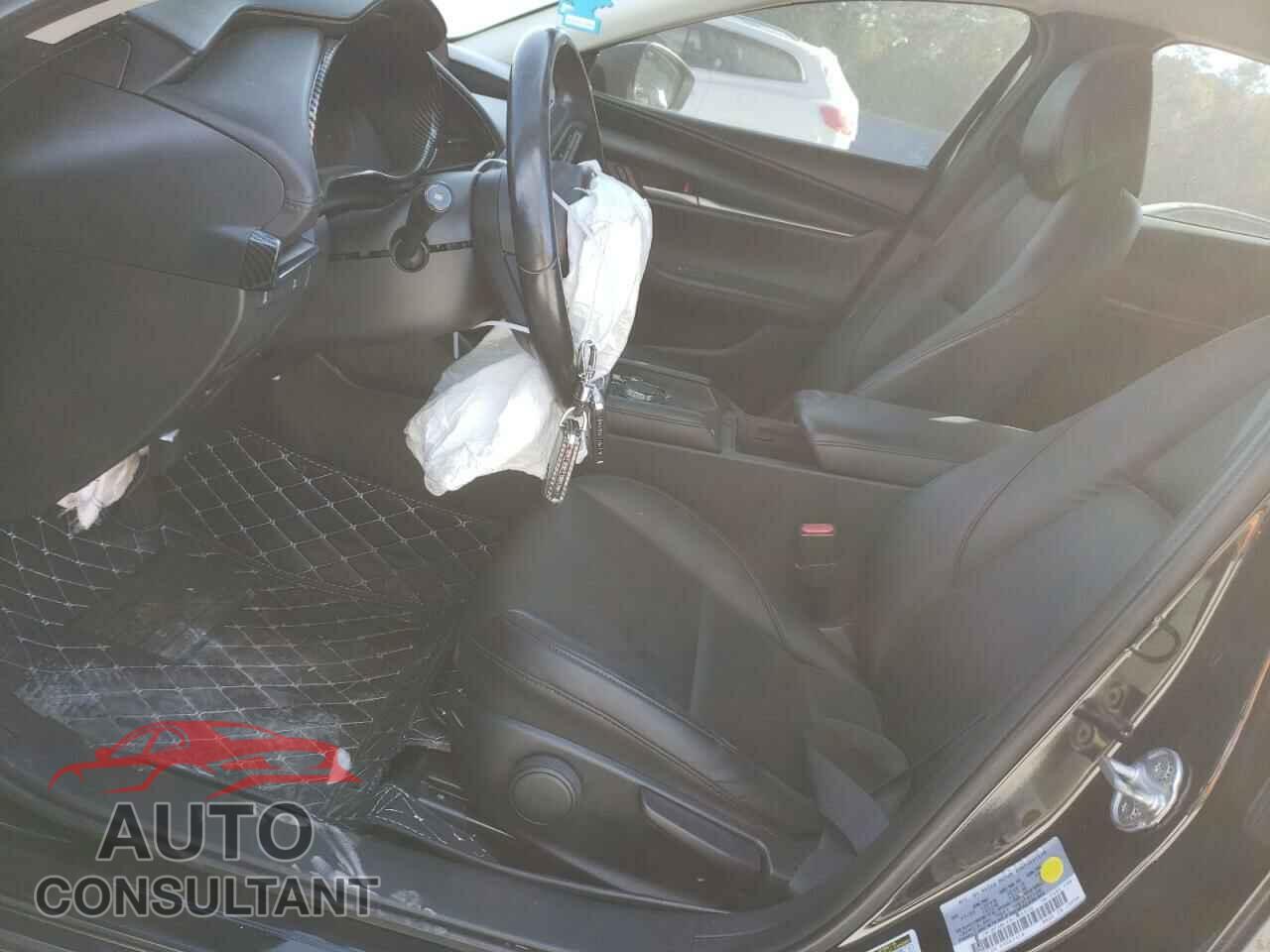 MAZDA 3 2021 - JM1BPABLXM1322906