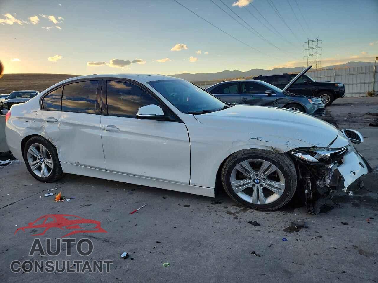 BMW 3 SERIES 2016 - WBA8E3G54GNU00578