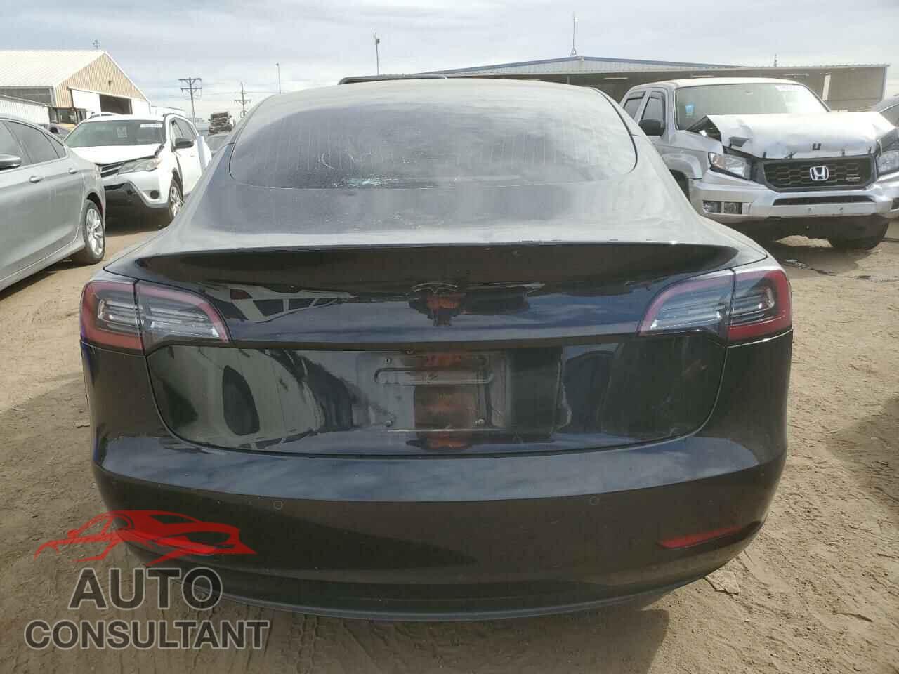 TESLA MODEL 3 2018 - 5YJ3E1EB6JF098209