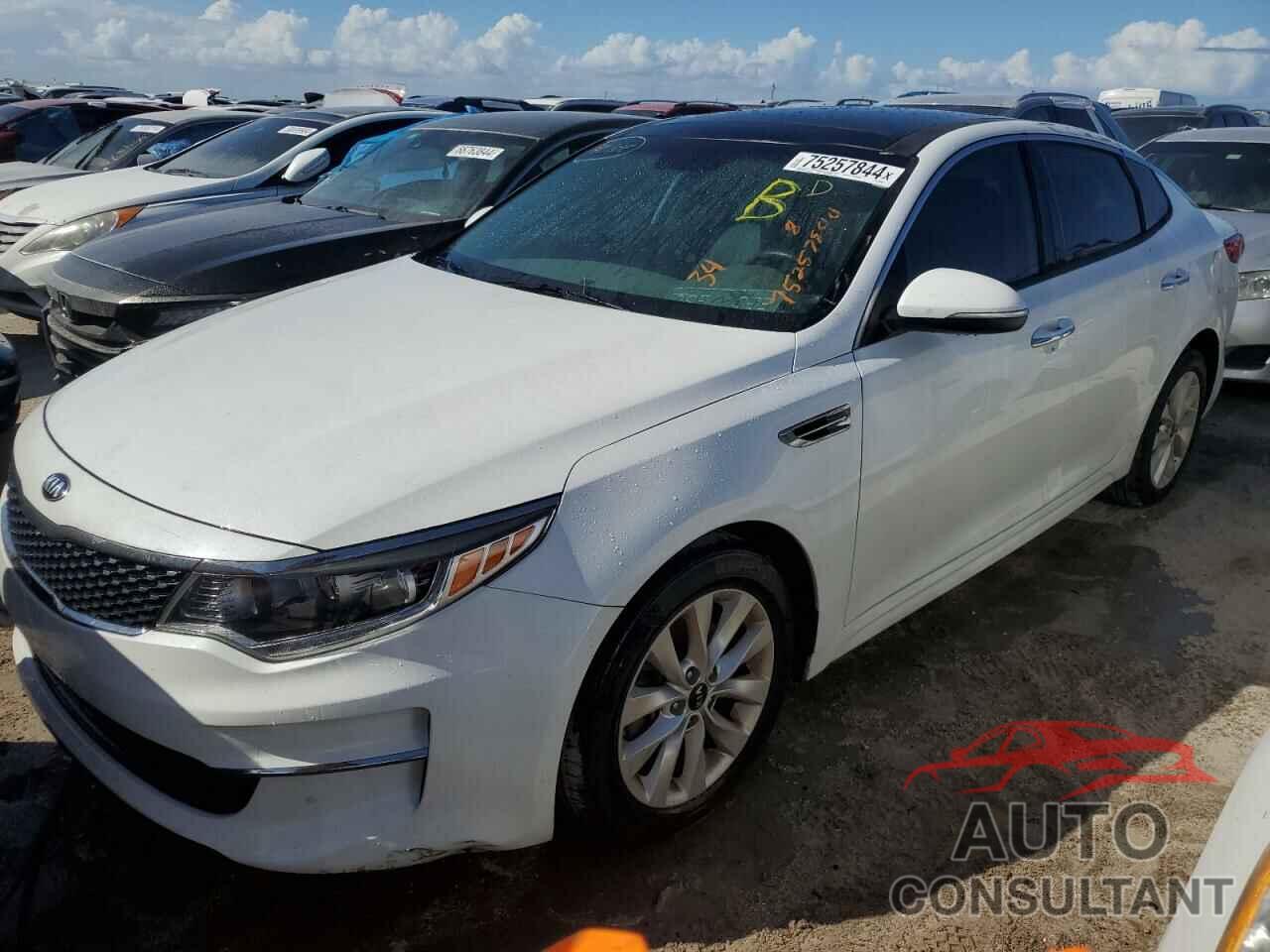 KIA OPTIMA 2018 - 5XXGU4L32JG200698