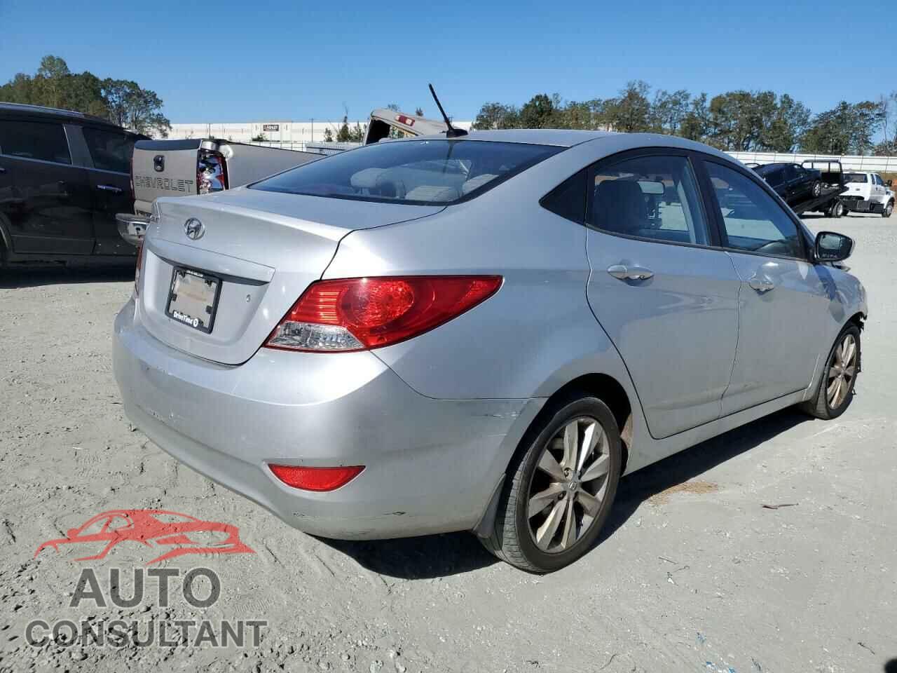 HYUNDAI ACCENT 2012 - KMHCU4AE2CU184420