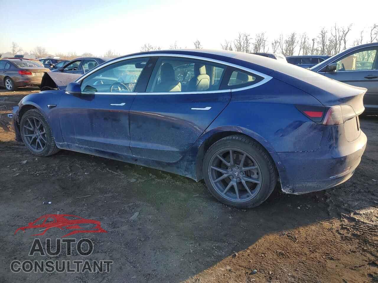 TESLA MODEL 3 2019 - 5YJ3E1EB9KF199536