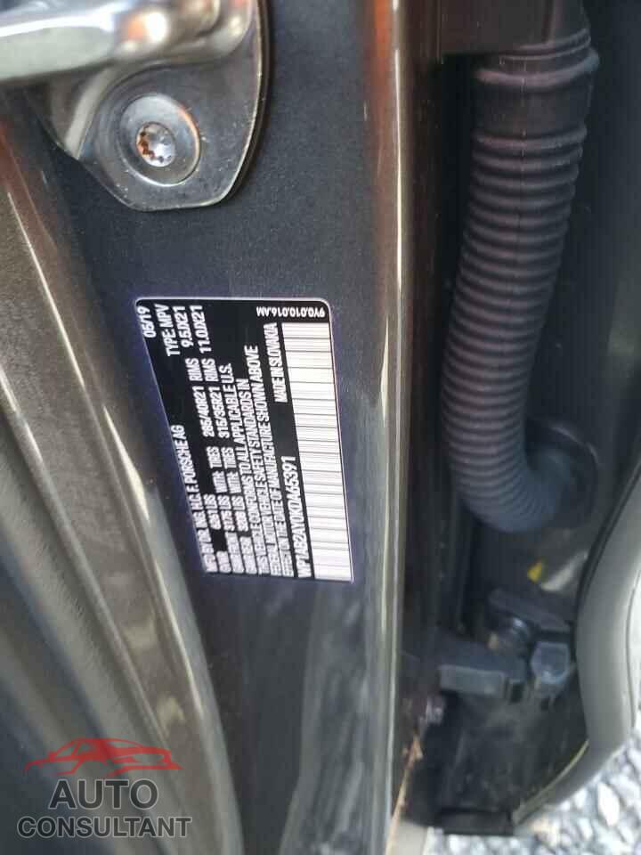 PORSCHE CAYENNE 2019 - WP1AB2AY0KDA65391