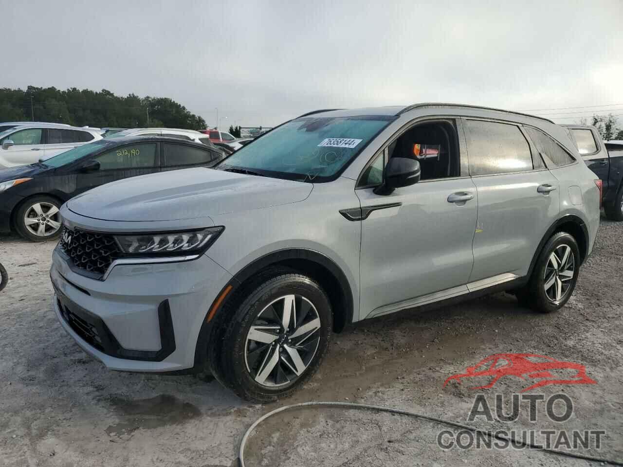 KIA SORENTO 2022 - 5XYRH4LF0NG156824