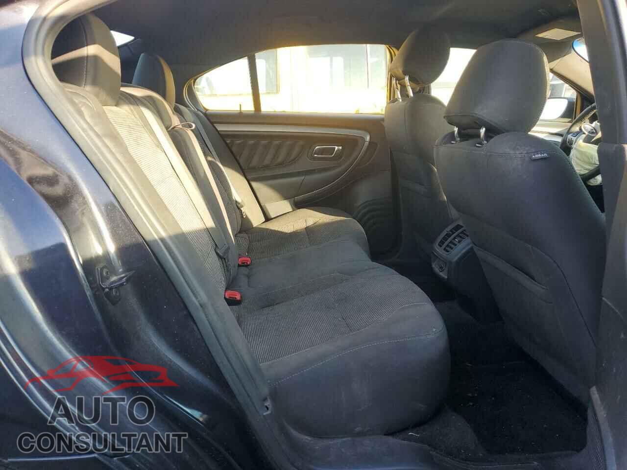FORD TAURUS 2017 - 1FAHP2E80HG110340