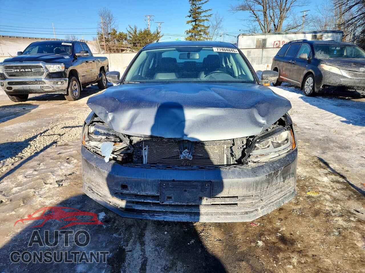 VOLKSWAGEN JETTA 2017 - 3VWDB7AJ4HM217648