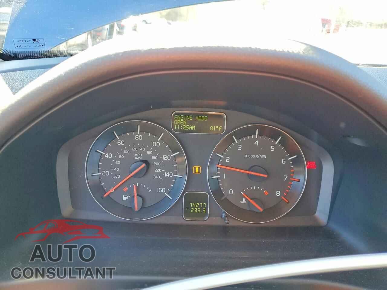 VOLVO C30 2012 - YV1672MKXC2266321