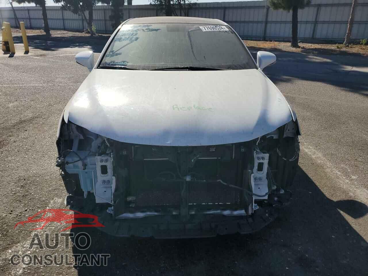 LEXUS CT 200 2014 - JTHKD5BH1E2179964
