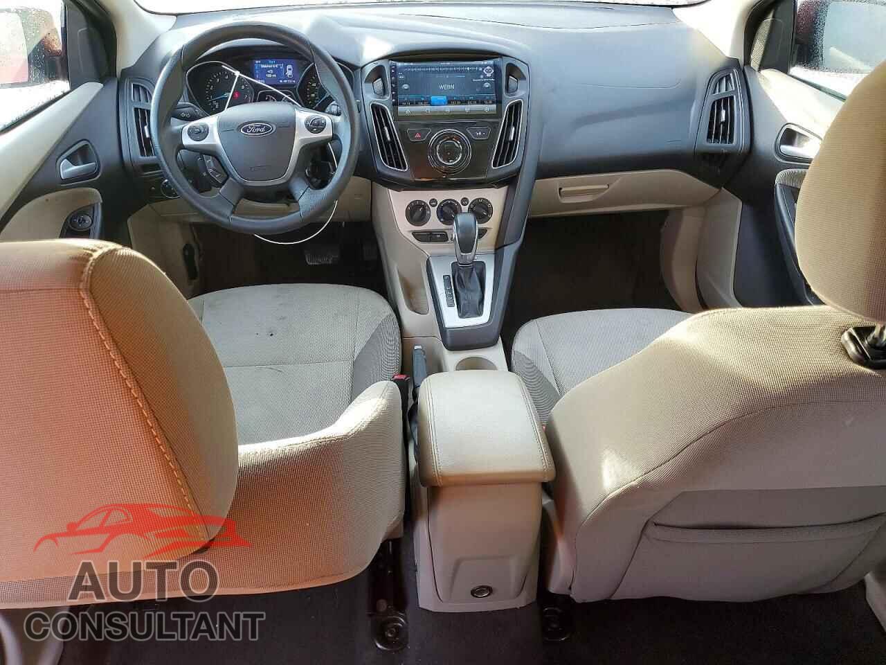 FORD FOCUS 2014 - 1FADP3F27EL128805