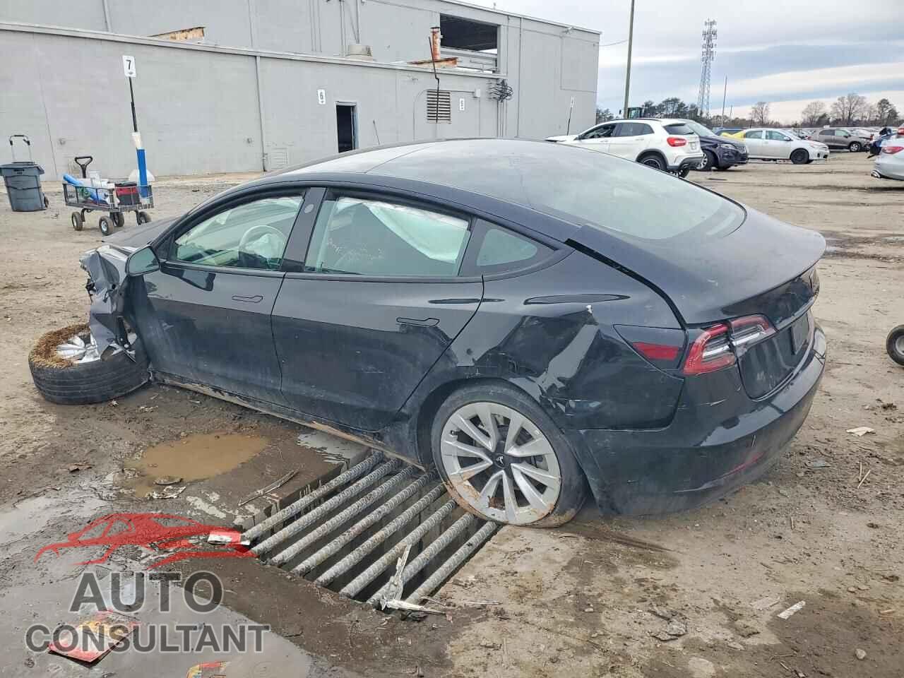TESLA MODEL 3 2022 - 5YJ3E1EA9NF372029