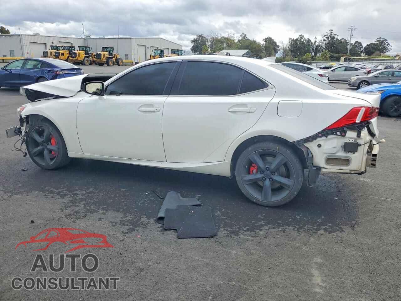 LEXUS IS 2014 - JTHBE1D23E5007898