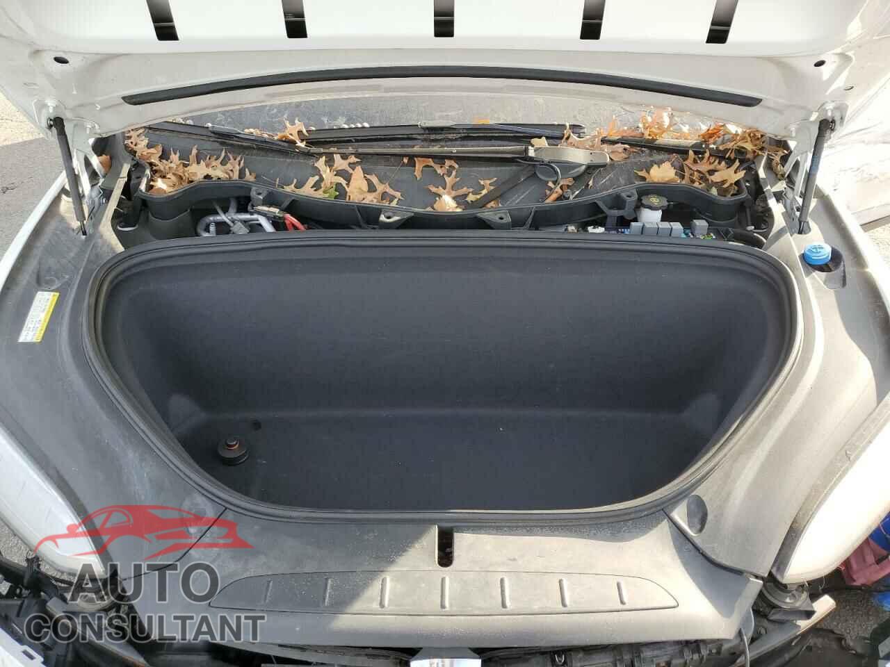 TESLA MODEL X 2016 - 5YJXCBE27GF018468