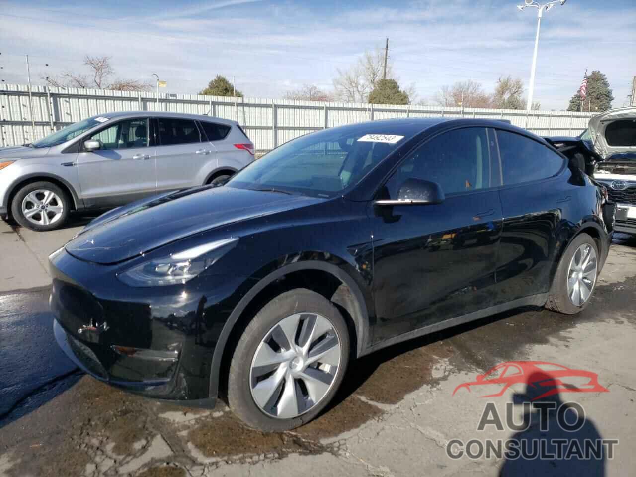 TESLA MODEL Y 2023 - 7SAYGDEE8PF883287