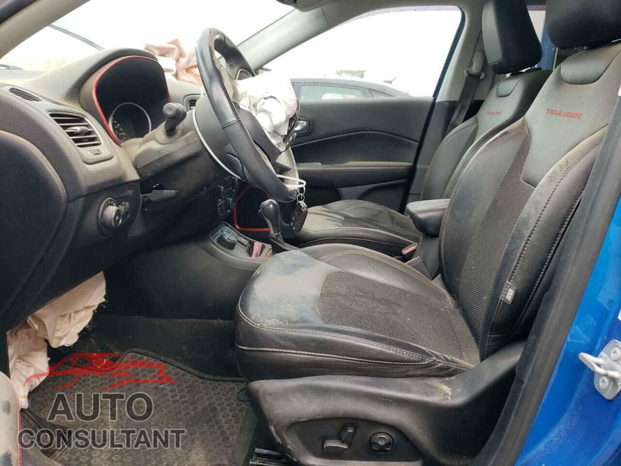 JEEP COMPASS 2018 - 3C4NJDDB1JT320888