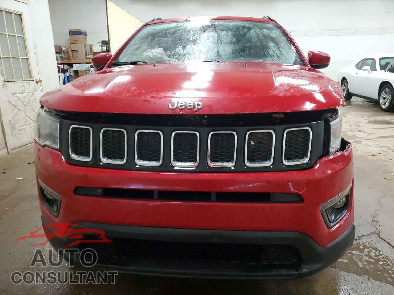 JEEP COMPASS 2018 - 3C4NJDBB3JT139181