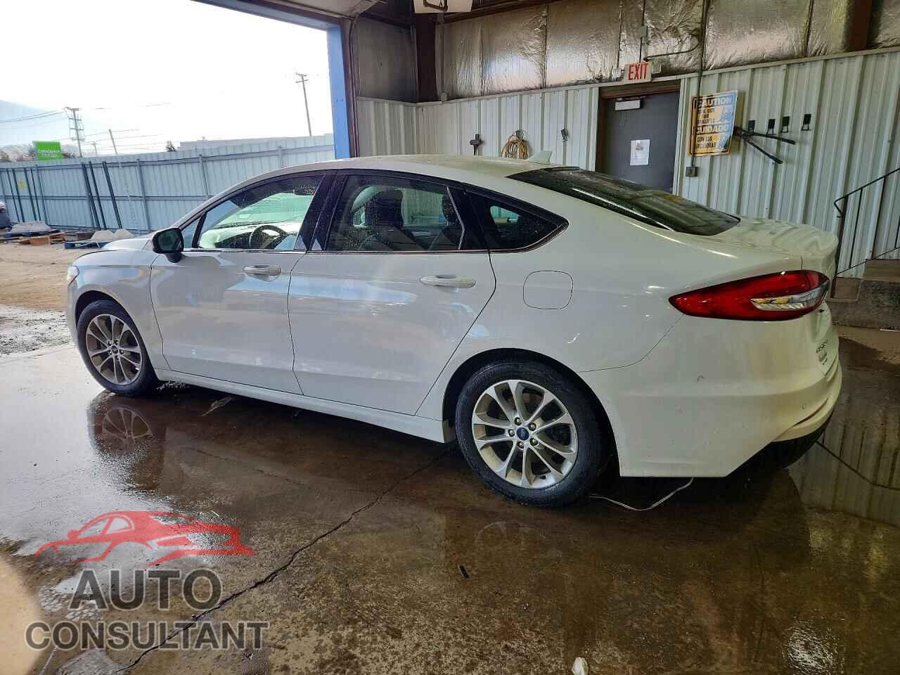 FORD FUSION 2019 - 3FA6P0HD1KR230491