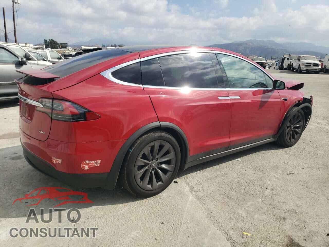 TESLA MODEL X 2017 - 5YJXCDE20HF060672