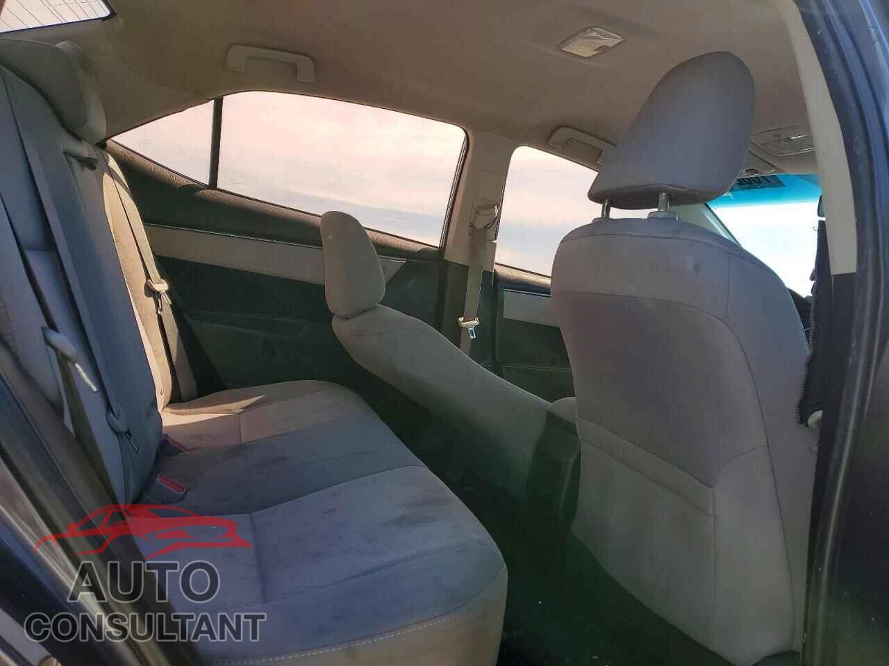 TOYOTA COROLLA 2015 - 5YFBURHE6FP287683
