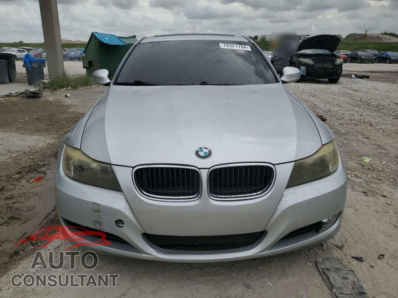 BMW 3 SERIES 2011 - WBAPH7G50BNM59727