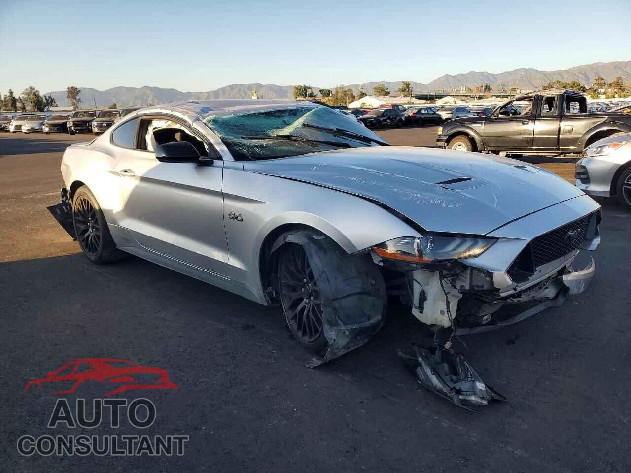 FORD MUSTANG 2018 - 1FA6P8CF1J5129766