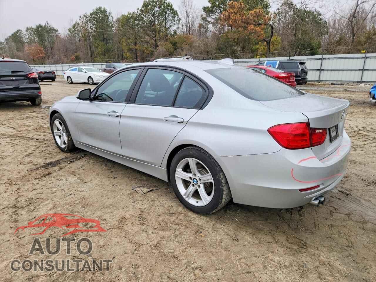 BMW 328 2013 - WBA3C1C50DF442861