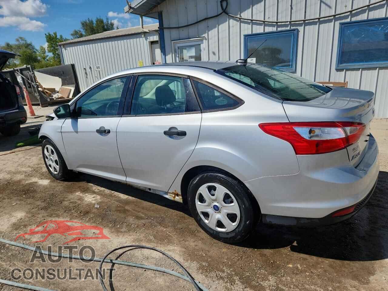FORD FOCUS 2013 - 1FADP3E22DL136858