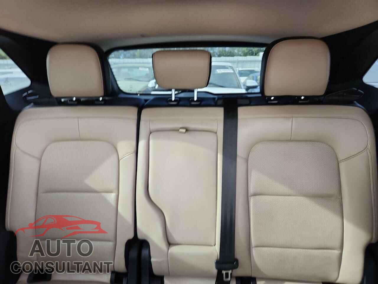 FORD ESCAPE 2020 - 1FMCU0H66LUA40456