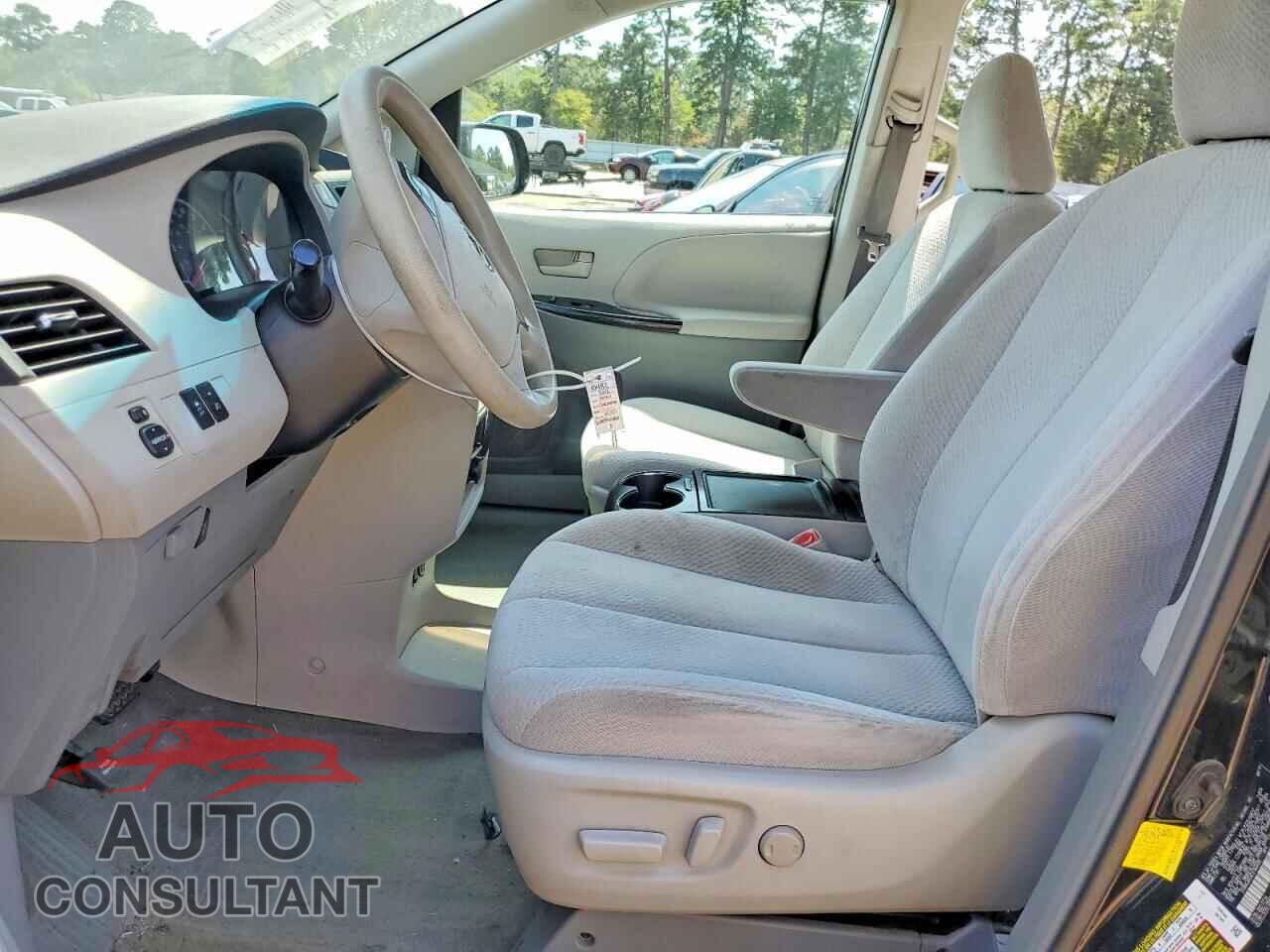 TOYOTA SIENNA 2012 - 5TDKK3DC4CS183400