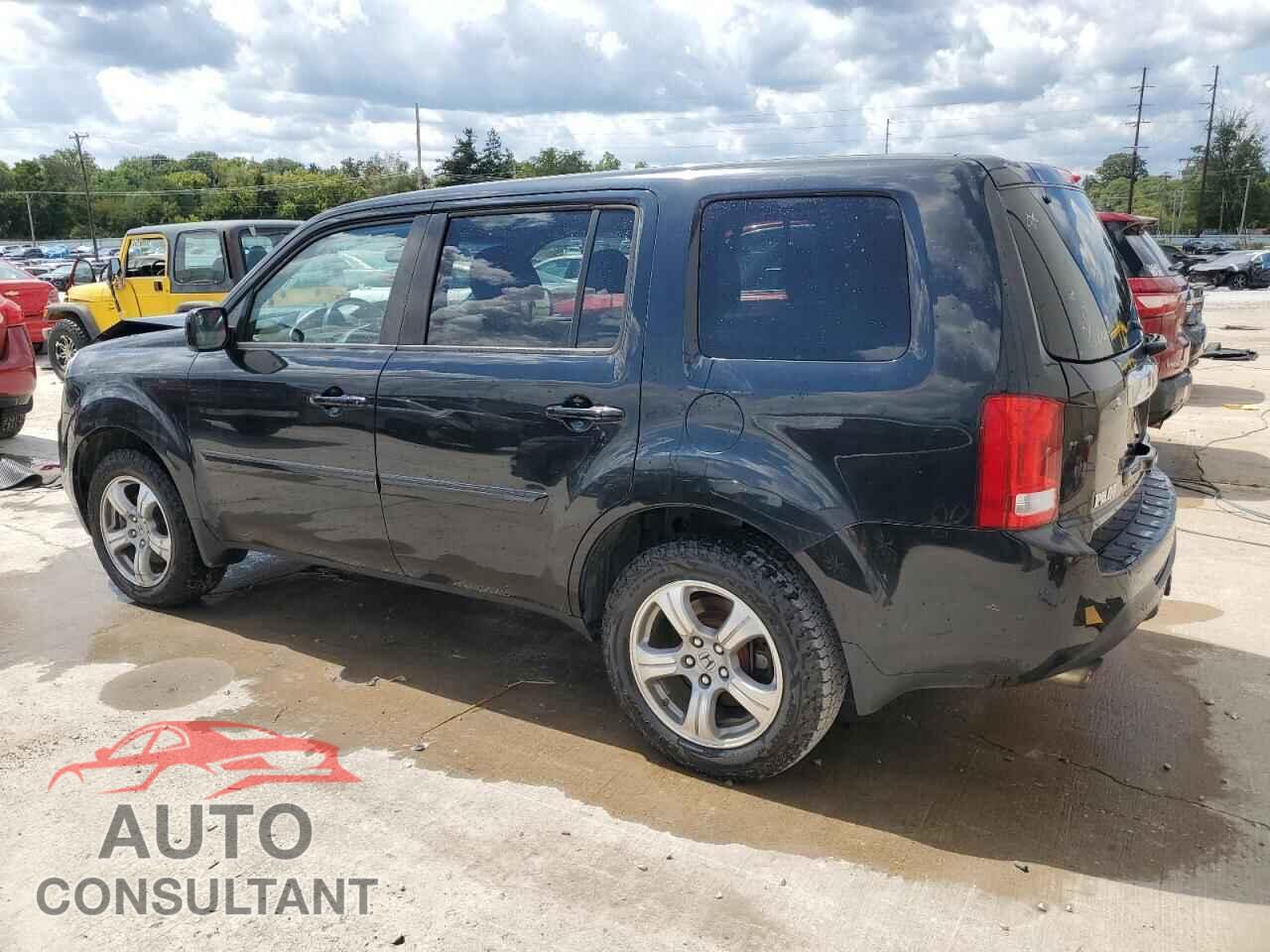 HONDA PILOT 2013 - 5FNYF4H71DB044008