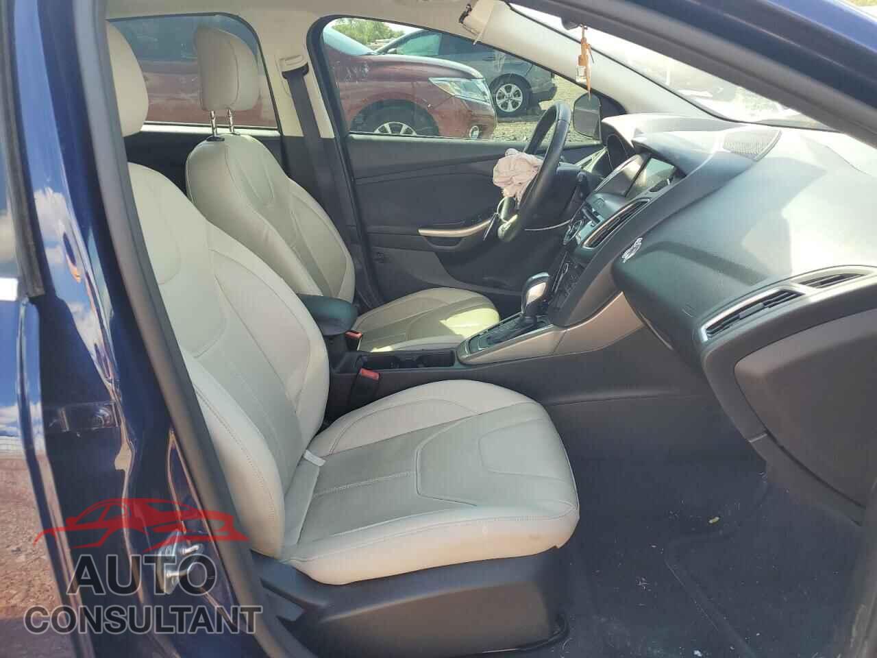 FORD FOCUS 2017 - 1FADP3N29HL342166