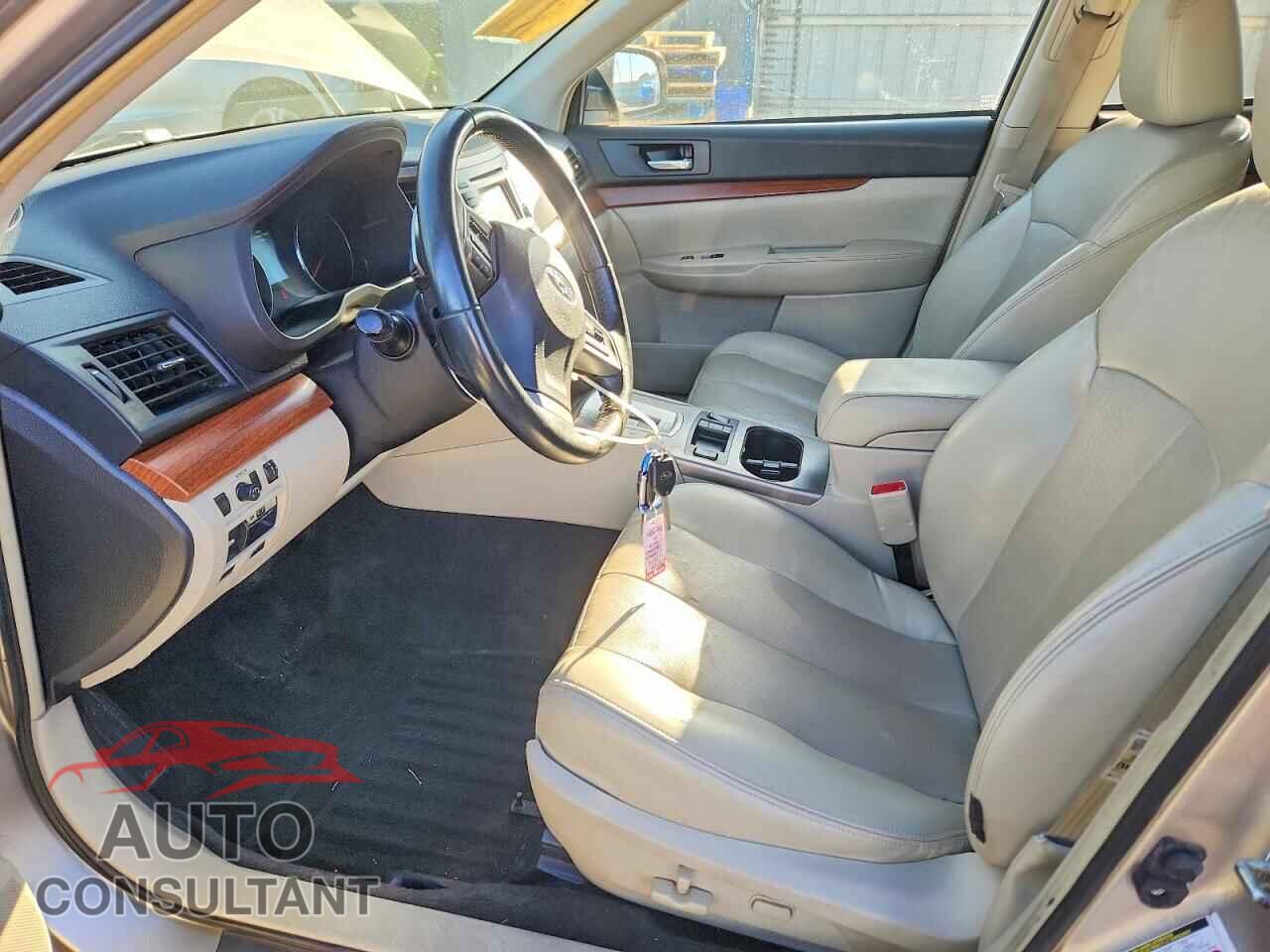 SUBARU OUTBACK 2014 - 4S4BRBLCXE3267289
