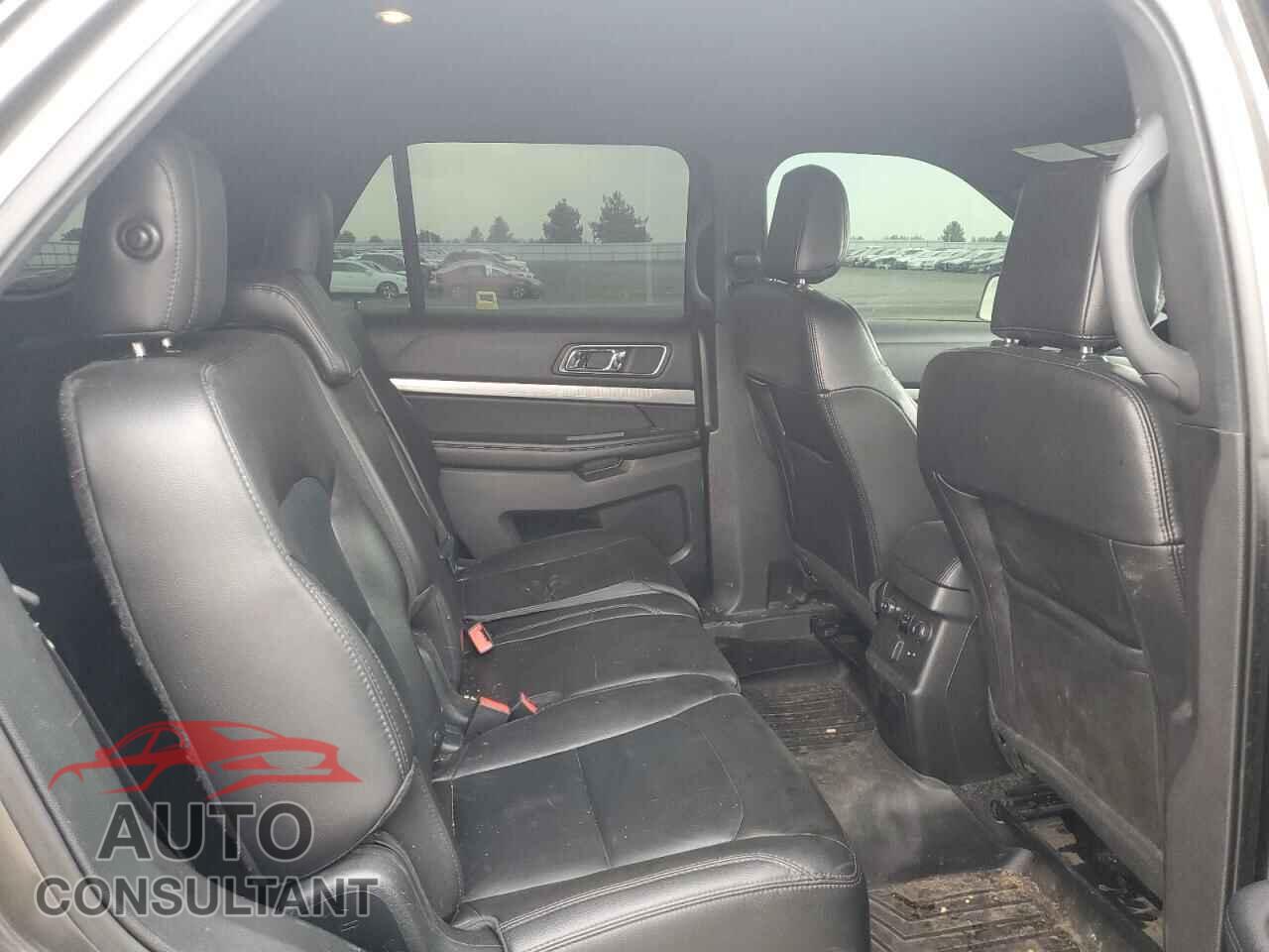 FORD EXPLORER 2018 - 1FM5K8D8XJGB93891