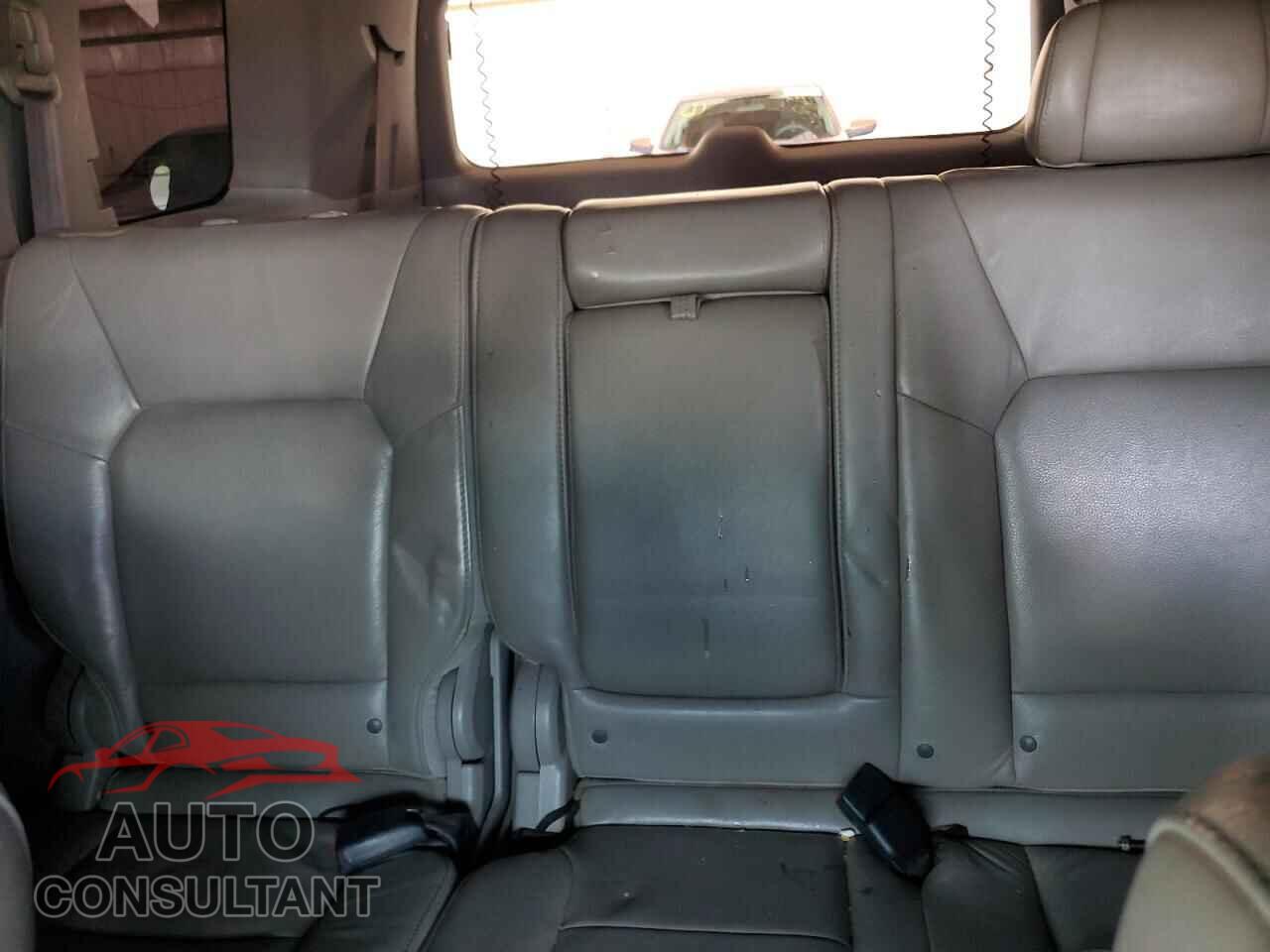 HONDA PILOT 2009 - 5FNYF38579B024622