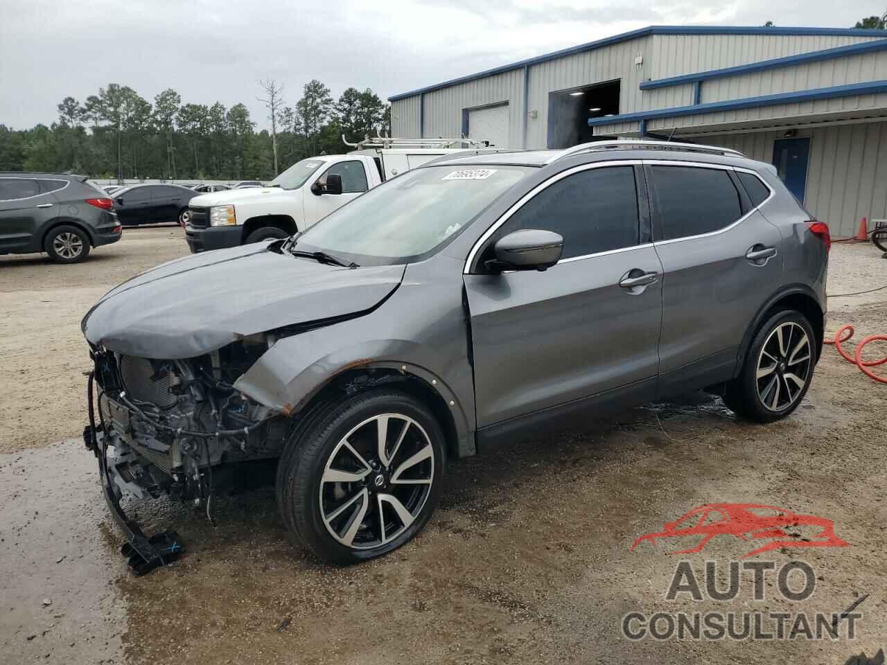 NISSAN ROGUE 2018 - JN1BJ1CRXJW294126