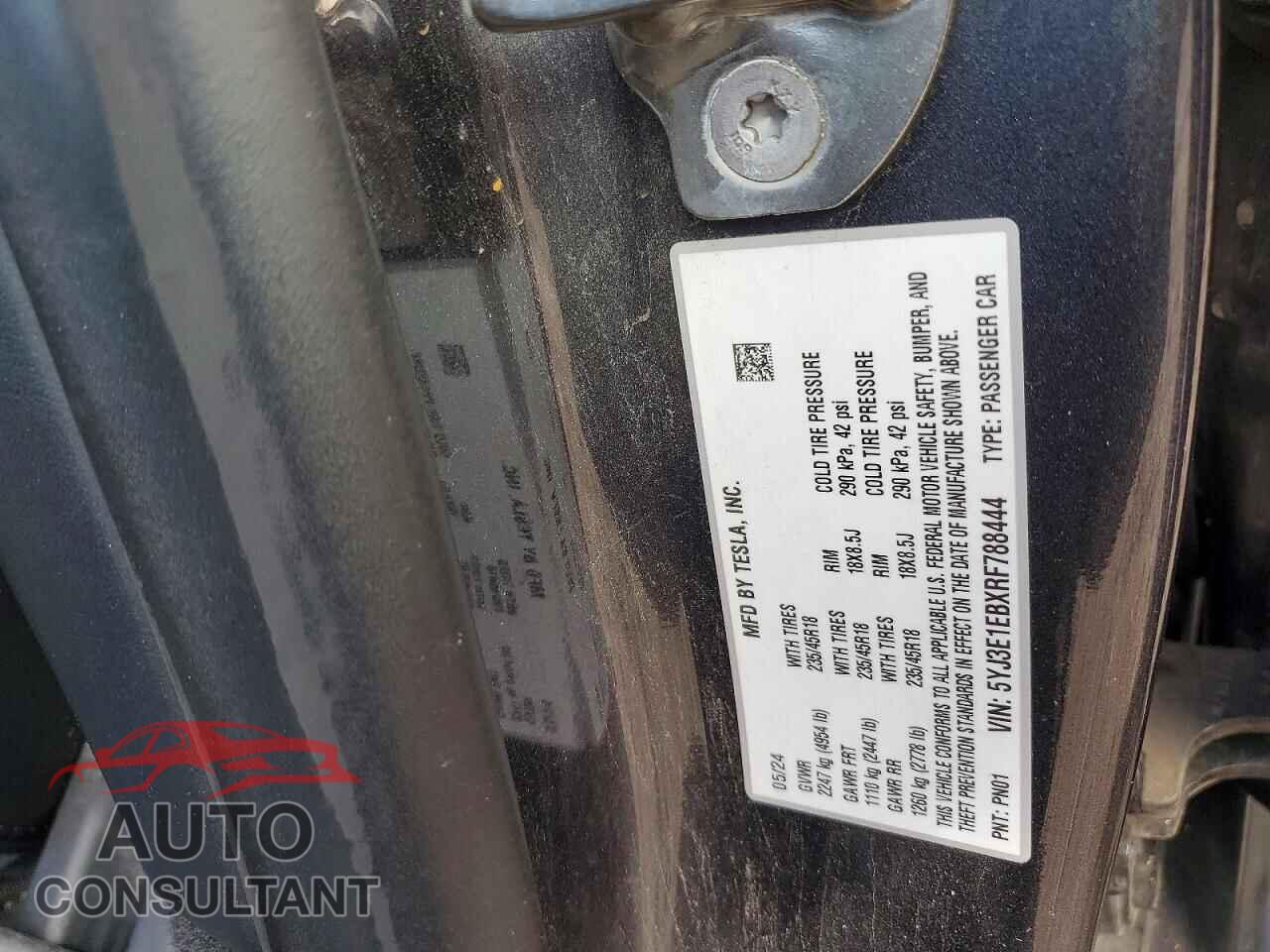 TESLA MODEL 3 2024 - 5YJ3E1EBXRF788444