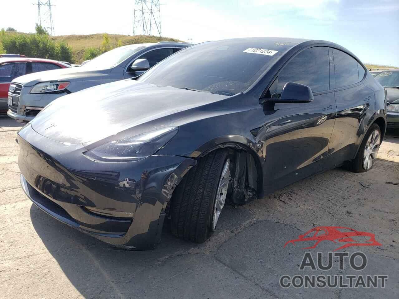 TESLA MODEL Y 2024 - 7SAYGDEE3RF075092