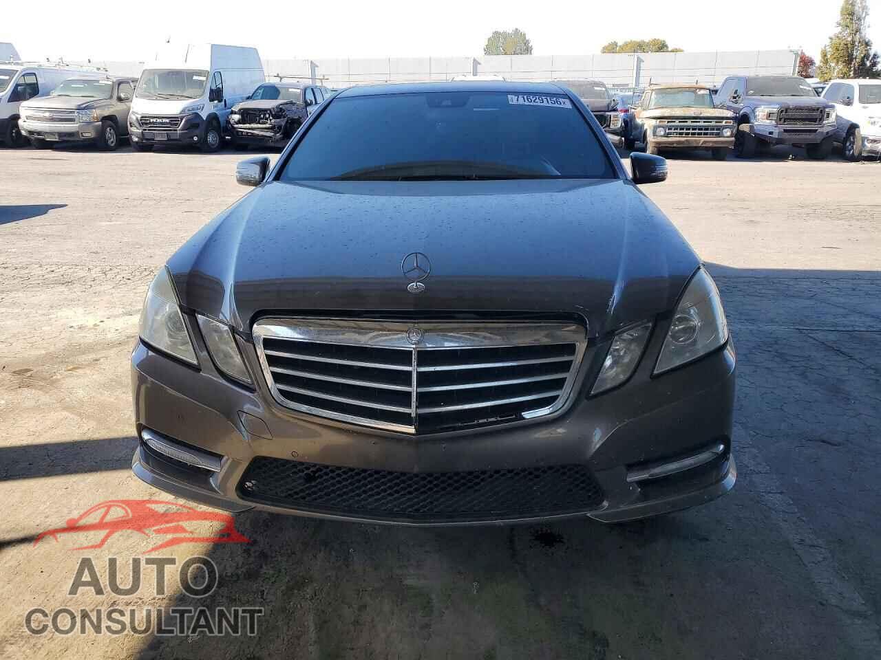 MERCEDES-BENZ E-CLASS 2012 - WDDHF5KBXCA534334
