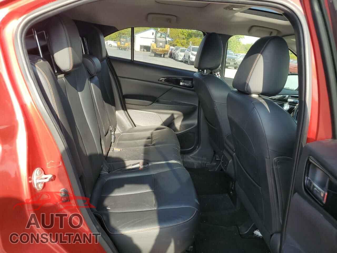 MITSUBISHI ECLIPSE 2018 - JA4AT5AA9JZ050905