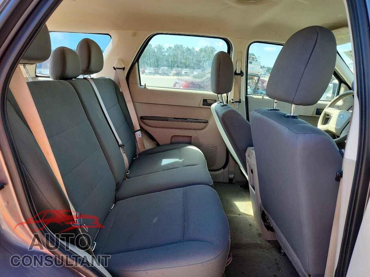 FORD ESCAPE 2011 - 1FMCU0C72BKA36723