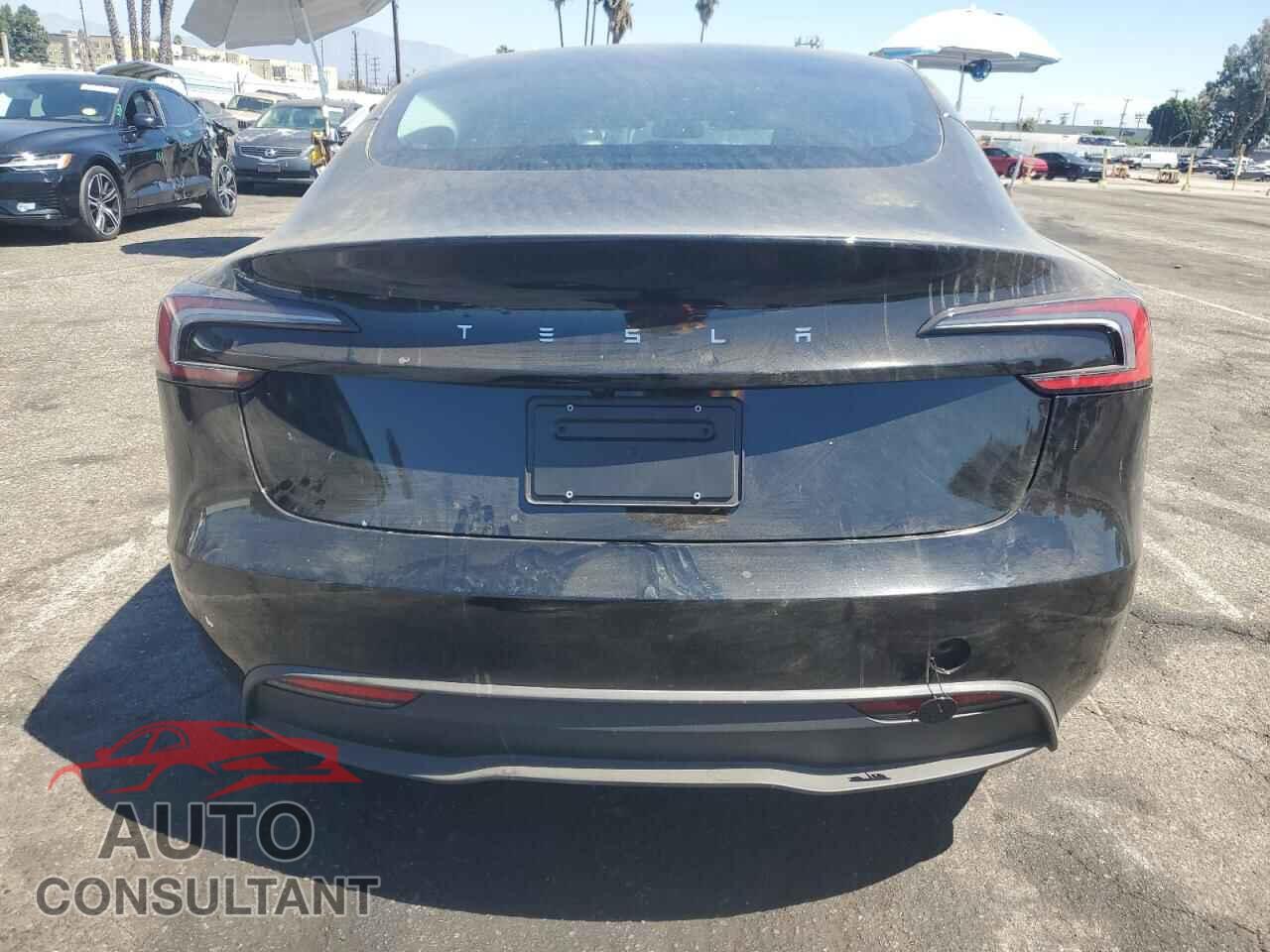 TESLA MODEL 3 2025 - 5YJ3E1EA7SF031885