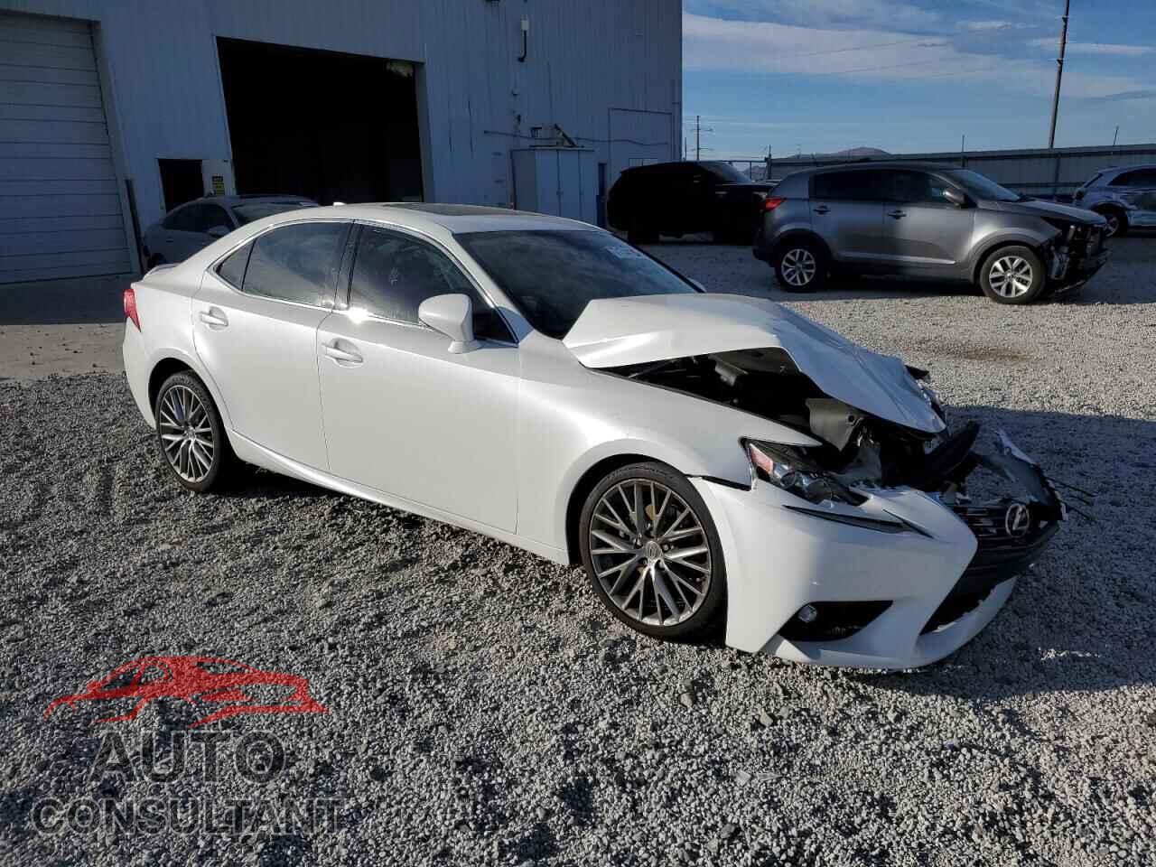 LEXUS IS 2015 - JTHCF1D27F5021371