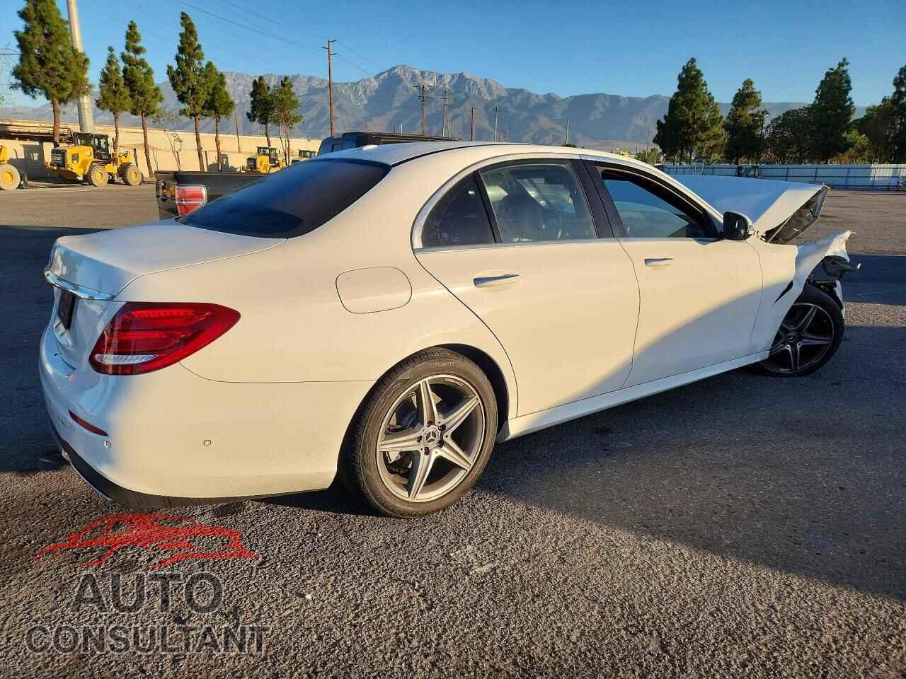 MERCEDES-BENZ E-CLASS 2018 - WDDZF4JB2JA311038