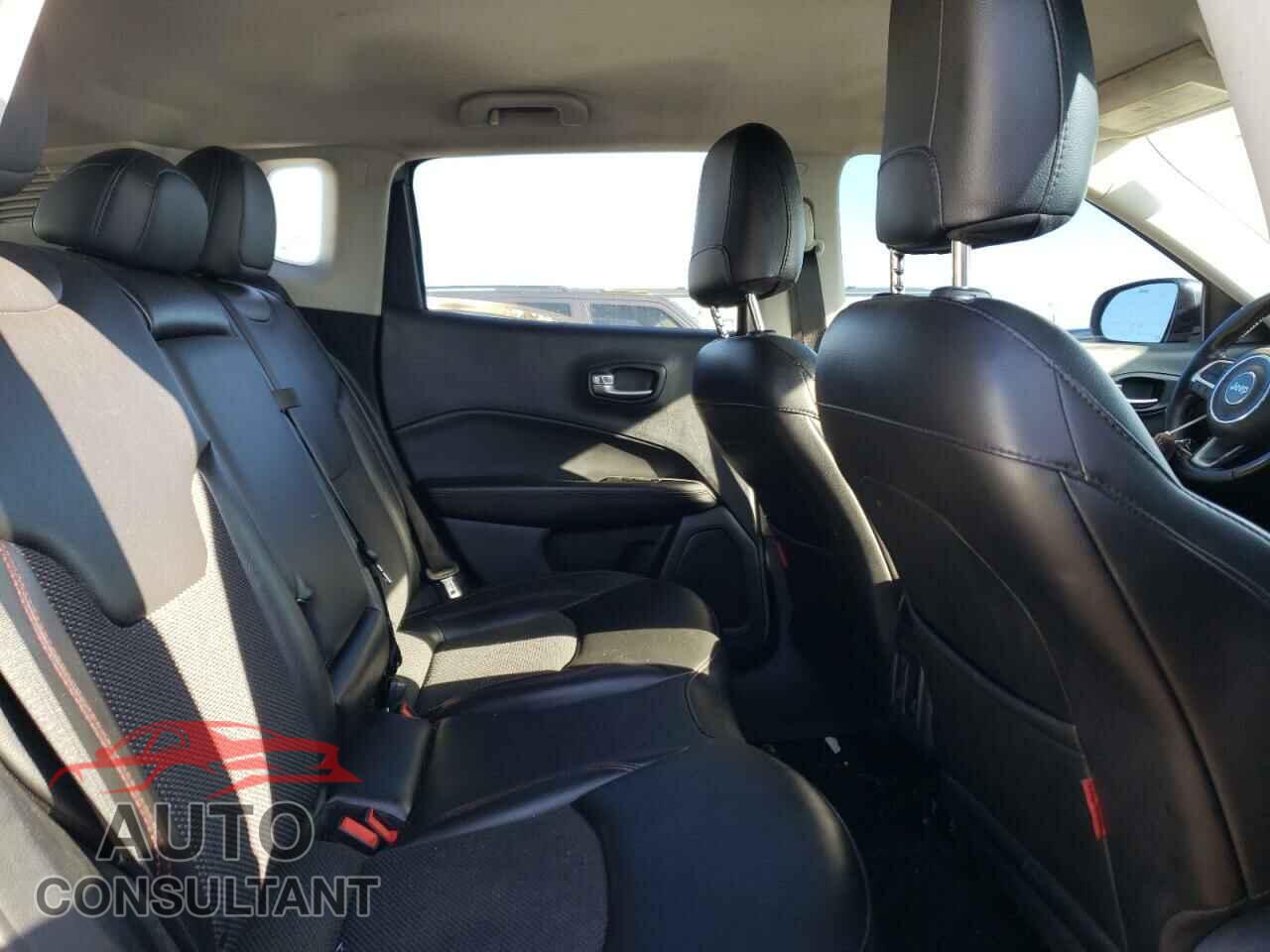 JEEP COMPASS 2020 - 3C4NJDDB4LT189586