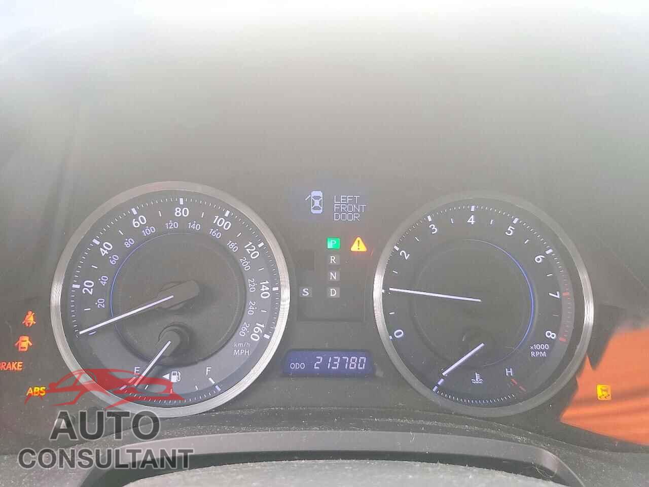 LEXUS IS 2011 - JTHCF5C22B5048321