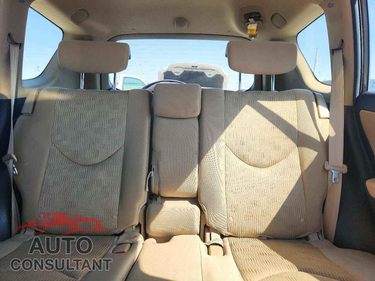 TOYOTA RAV4 2011 - 2T3BF4DV3BW122256