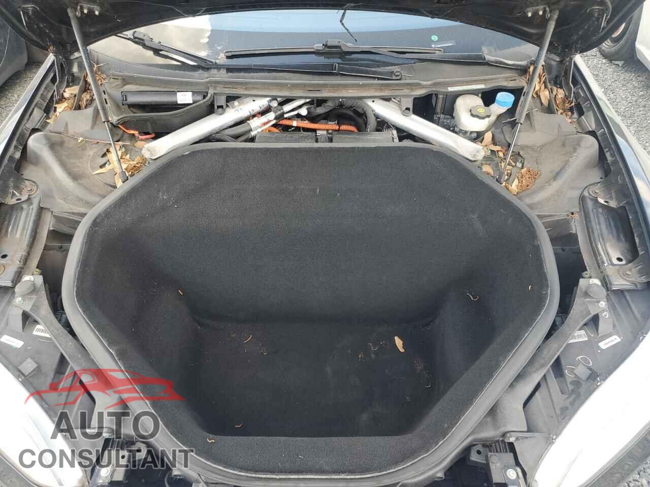 TESLA MODEL S 2015 - 5YJSA1S28FF085819