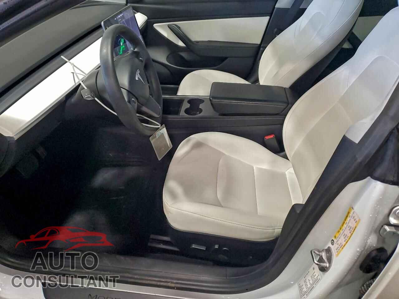 TESLA MODEL 3 2021 - 5YJ3E1EA6MF853824