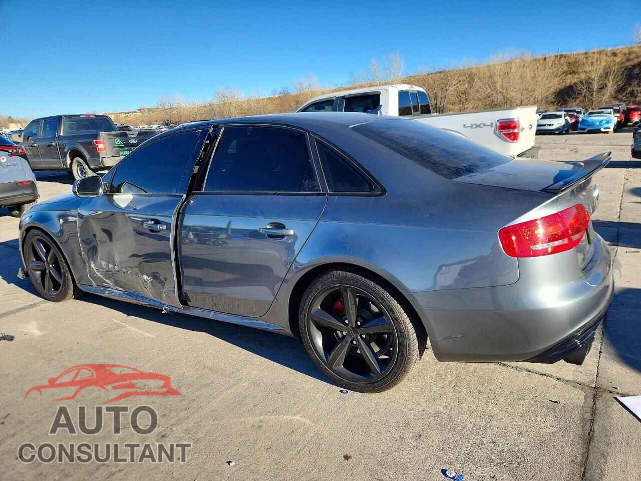 AUDI A4 2012 - WAUFFAFL8CN013437