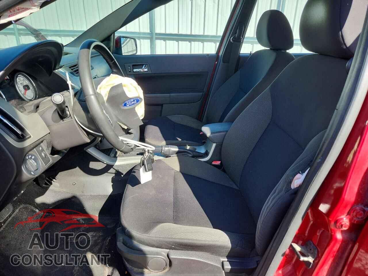 FORD FOCUS 2011 - 1FAHP3GN8BW168377